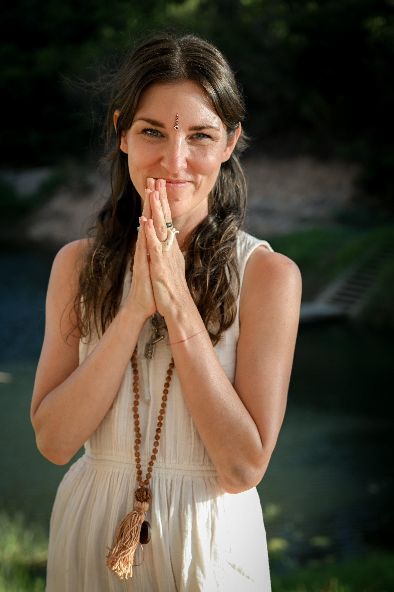 Aimee is a meditation and yoga teacher